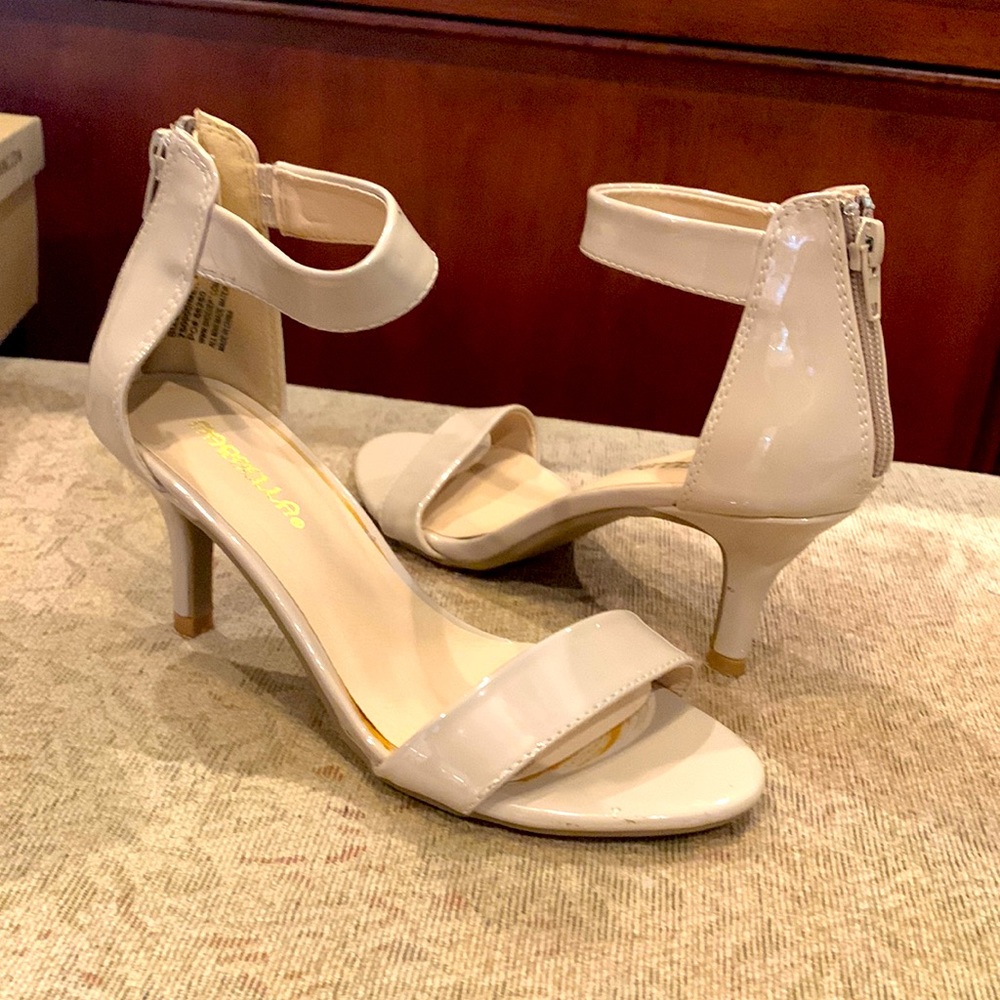 Size 5 Marbella Nude heels , gently worn